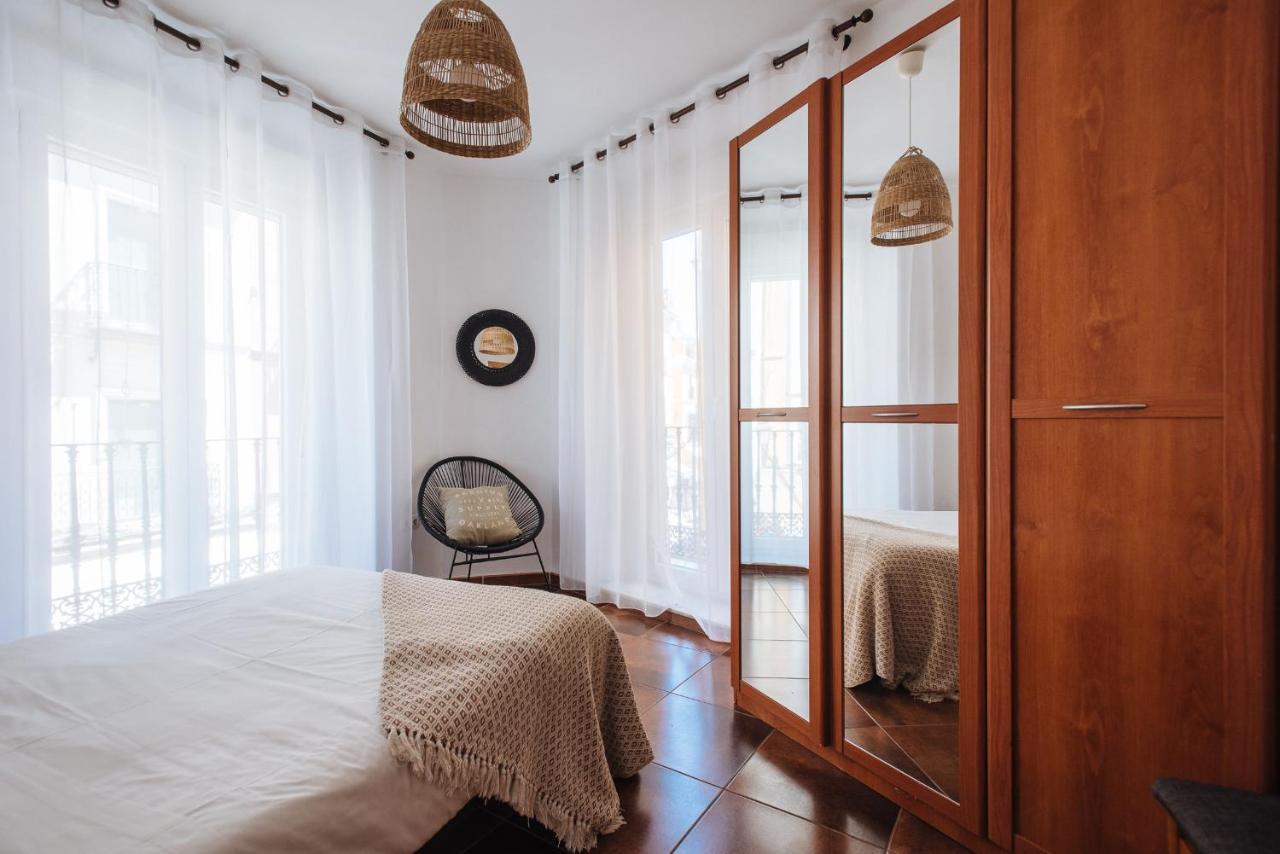 Homeyseville- Bright Apartment At Santa Cruz 6 Pax, Parking Optional Zewnętrze zdjęcie
