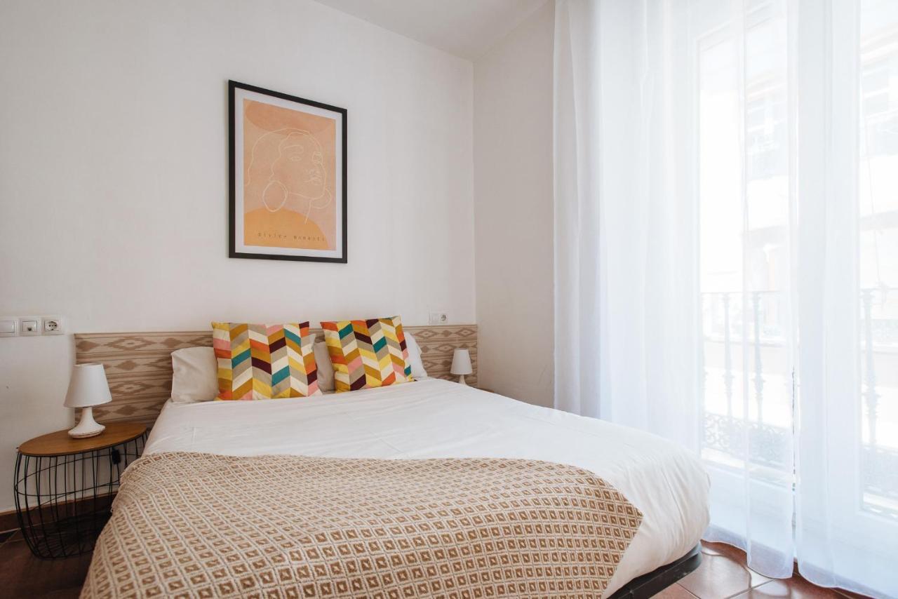 Homeyseville- Bright Apartment At Santa Cruz 6 Pax, Parking Optional Zewnętrze zdjęcie